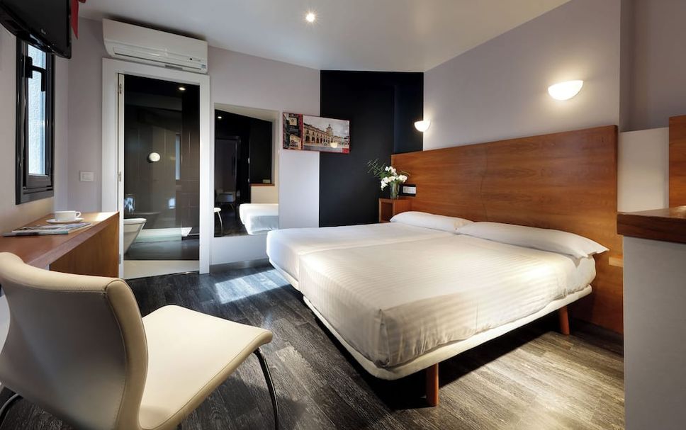 Quarto Foto