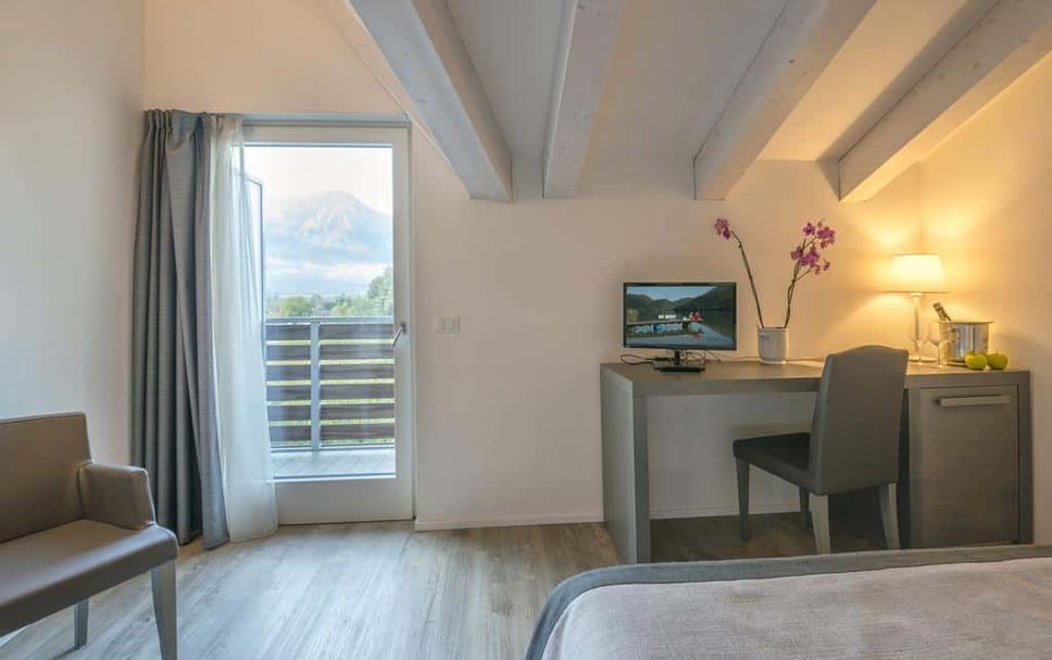 Comodidade do quarto Foto